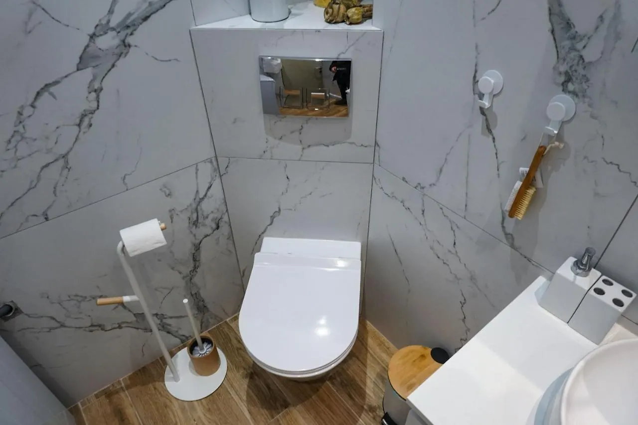 Delfini Villa, Beachfront 2-Bdrm Maisonette Possidi Case de vacanță
