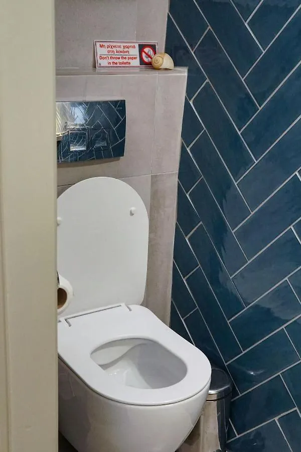 Delfini Villa, Beachfront 2-Bdrm Maisonette Possidi